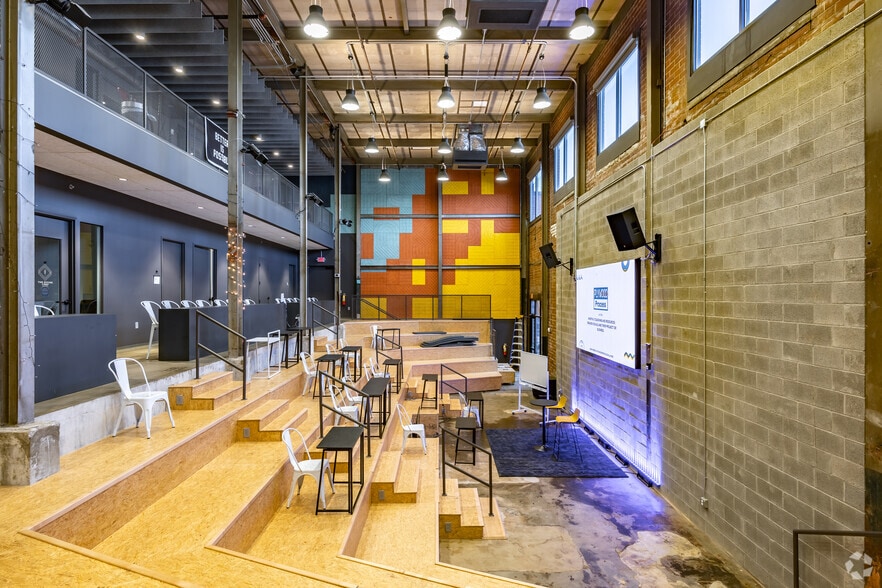 More Photos Of 929-933 White St, Atlanta Unknown For Lease