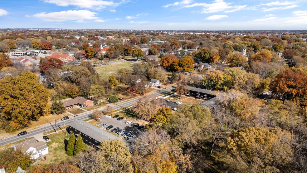 More Photos Of 341 E Loula St, Olathe Apartments For Sale