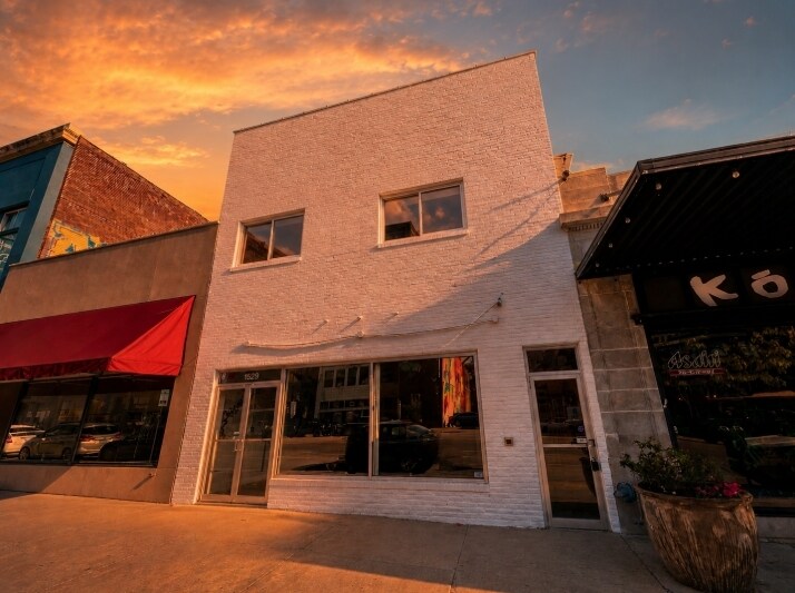 More Photos Of 1529 Grand Blvd, Kansas City Storefront Retail Office For Lease