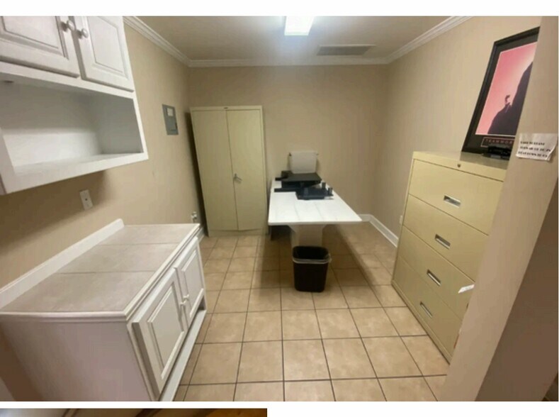 More Photos Of 6756 Langley Dr, Baton Rouge Warehouse For Lease
