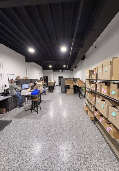 More Photos Of 1808 S Anthony Blvd, Fort Wayne Unknown For Lease