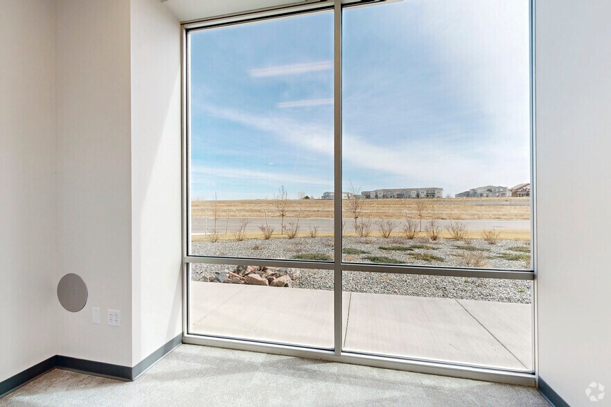 More Photos Of 11351 E 104th Ave, Henderson Unknown For Lease