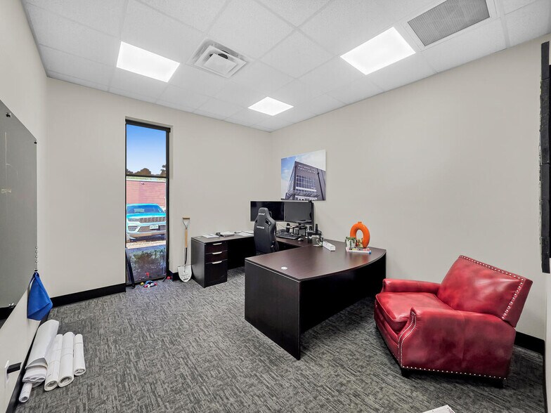 More Photos Of 3410 I-10 W, Orange Office For Sale