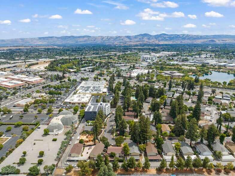 More Photos Of 5653 Via Monte Dr, San Jose Apartments For Sale