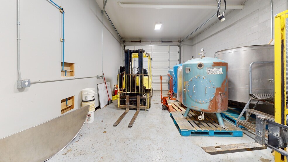 More Photos Of 516 S 1st Ave, Hillsboro Service For Lease