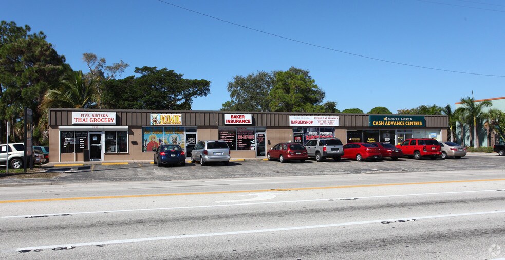 More Photos Of 3244-3258 S Cleveland Ave, Fort Myers Unknown For Lease
