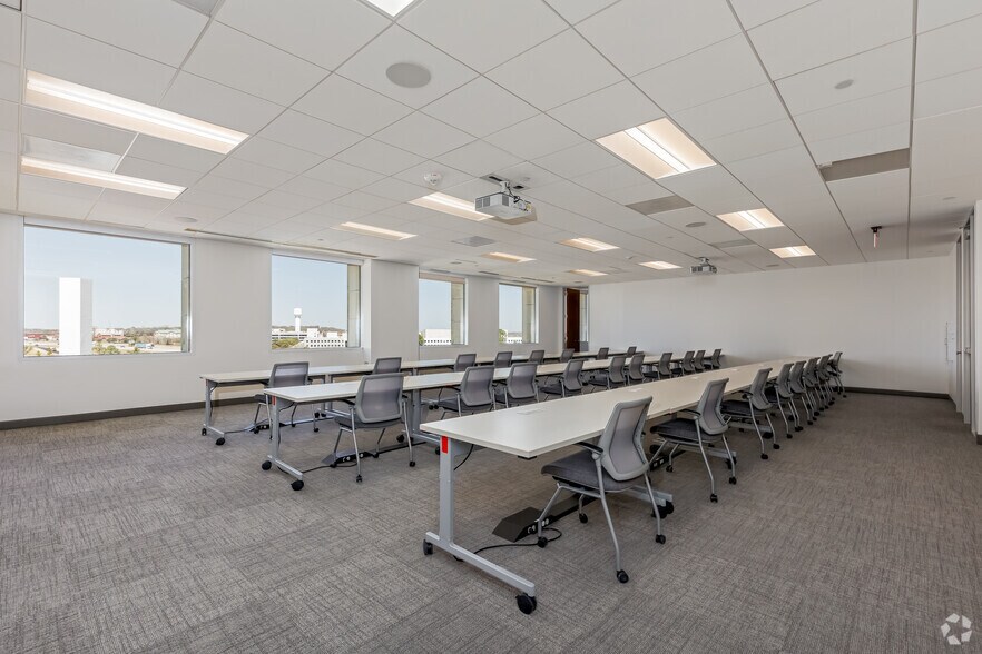 More Photos Of 1301 Solana Blvd, Westlake Office For Lease