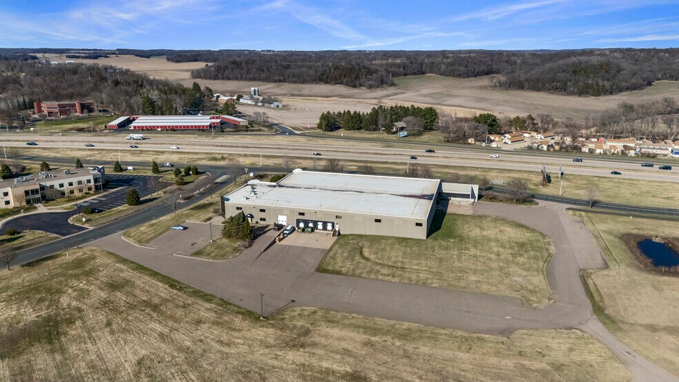 More Photos Of 610 Whitetail Blvd, River Falls Warehouse For Lease