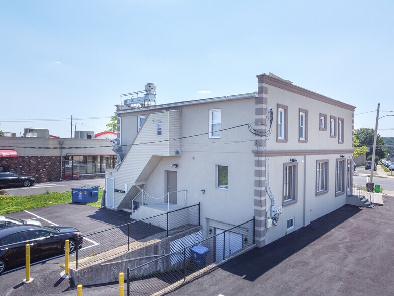 More Photos Of 751 Union Blvd, Allentown Storefront Retail Office For Sale