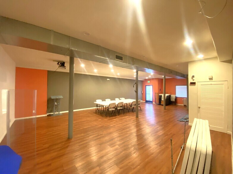 More Photos Of 2617-2619 Beverly Blvd, Montebello Loft Creative Space For Sale