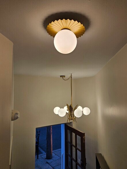 More Photos Of 111-113 S Tyson Ave, Floral Park Office For Lease