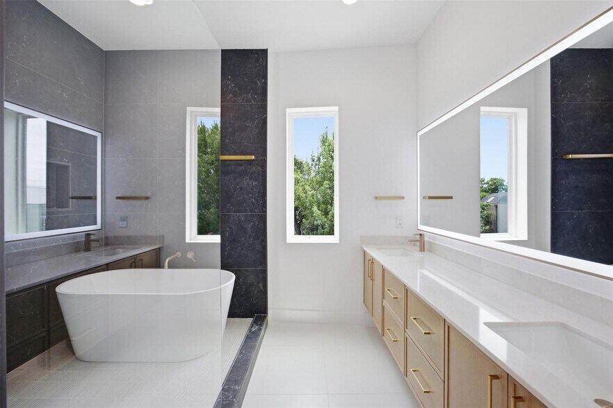 More Photos Of 4605 Belmont Ave, Dallas Apartments For Sale