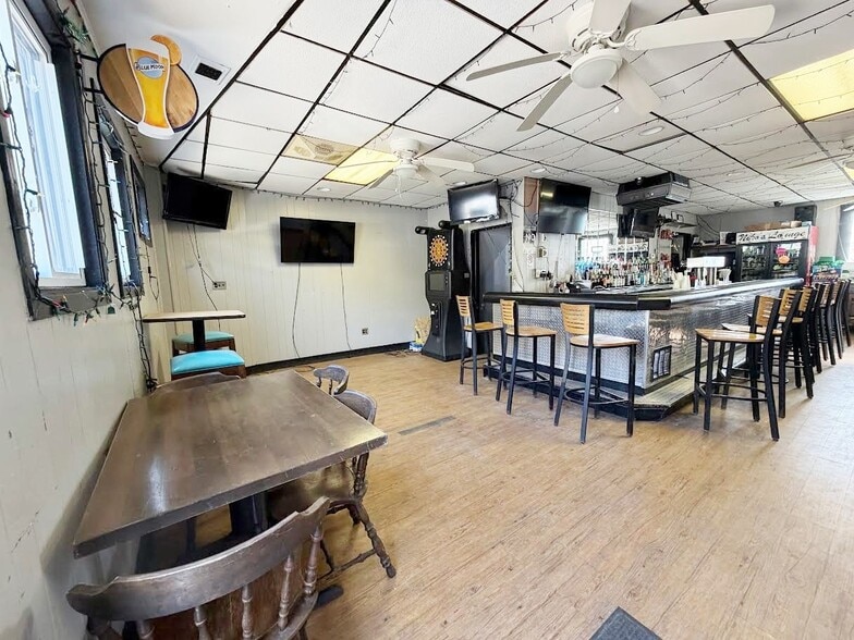 More Photos Of 342 Center Ave, Pittsburgh Storefront Retail Residential For Sale