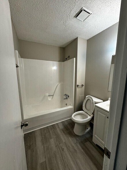 More Photos Of 705 Knoxville St, Birmingham Apartments For Sale