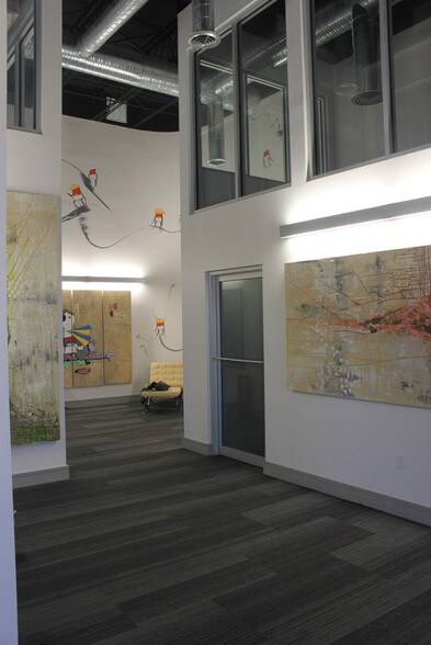 More Photos Of 2475 Hollywood Blvd, Hollywood Office For Lease