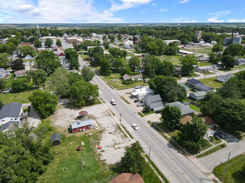 More Photos Of 503 Main st, New Sharon General Retail For Sale
