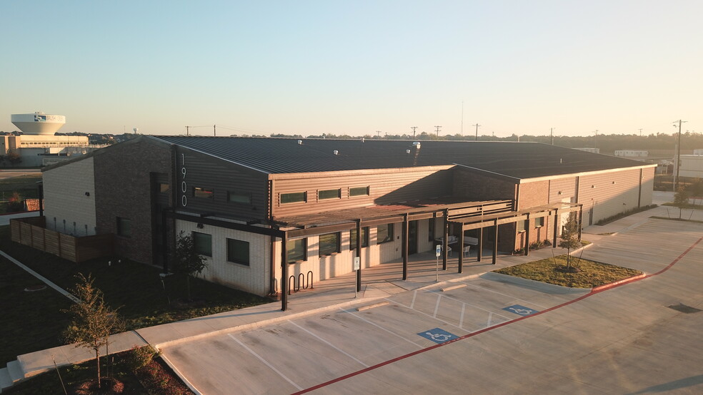 Primary Photo Of 1900 Hur Industrial Blvd, Cedar Park Light Manufacturing For Lease