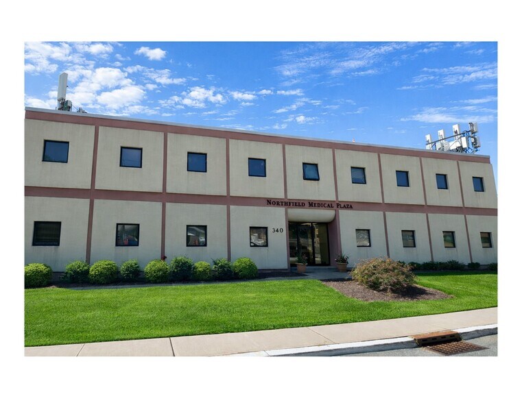 Primary Photo Of 340 E Northfield Rd, Livingston Medical For Sale