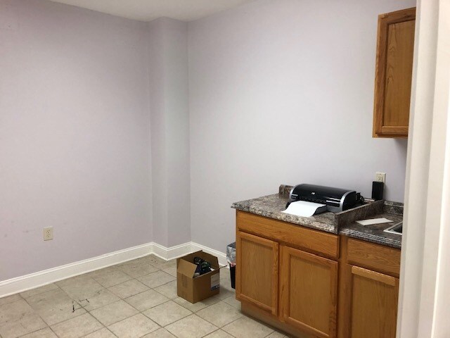 More Photos Of 25 Goss Dr, Hampton Medical For Sale