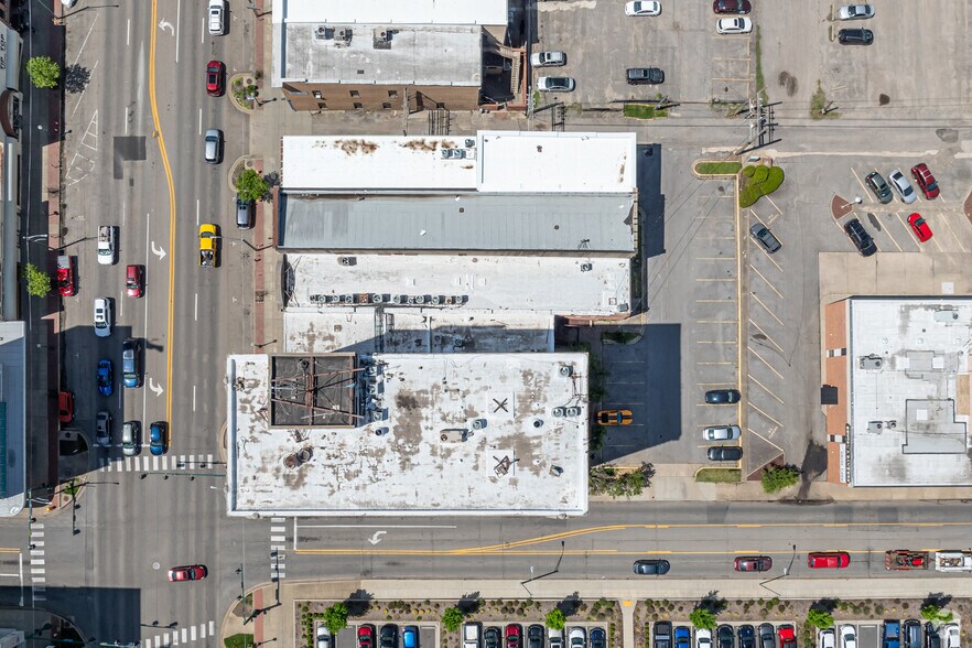 More Photos Of 523 Garrison Ave, Fort Smith Office For Sale