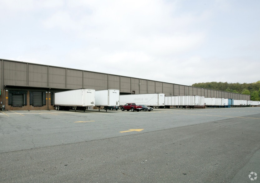 More Photos Of 540 Northridge Park Dr, Rural Hall Warehouse For Lease