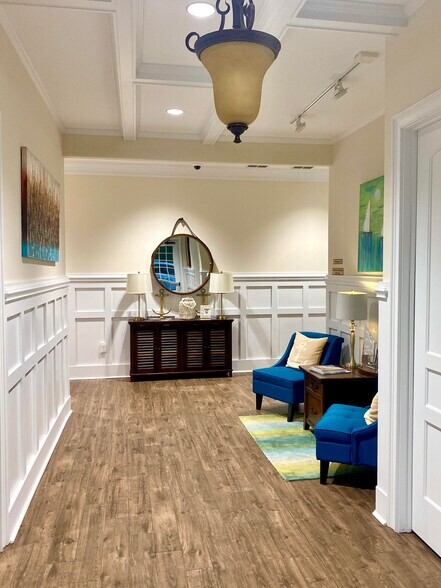 More Photos Of 109 Chuckwood Rd, Mooresville Office Residential For Lease