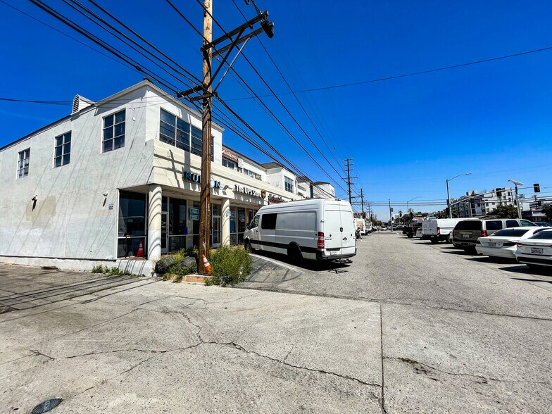 More Photos Of 10401-10419 Venice Blvd, Los Angeles Storefront Retail Office For Sale