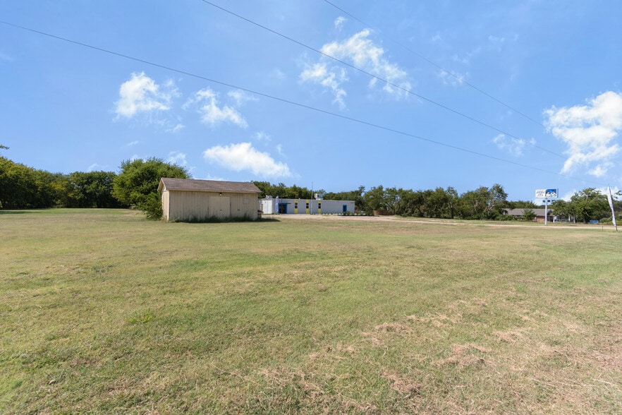 More Photos Of 10401 Fm 1902, Crowley Showroom For Sale