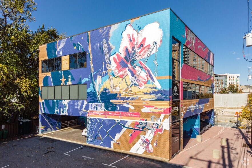 More Photos Of 4927 Auburn Ave, Bethesda Medical For Lease