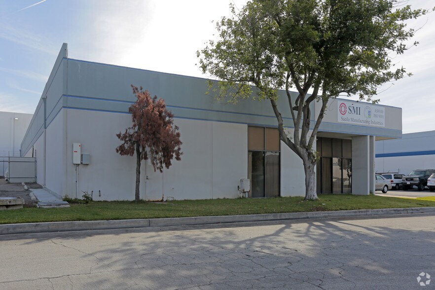 More Photos Of 14340 Iseli Rd, Santa Fe Springs Warehouse For Sale