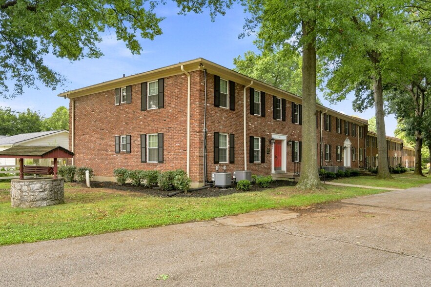 Primary Photo Of 610-620 Breckenridge Ln, Louisville Apartments For Sale