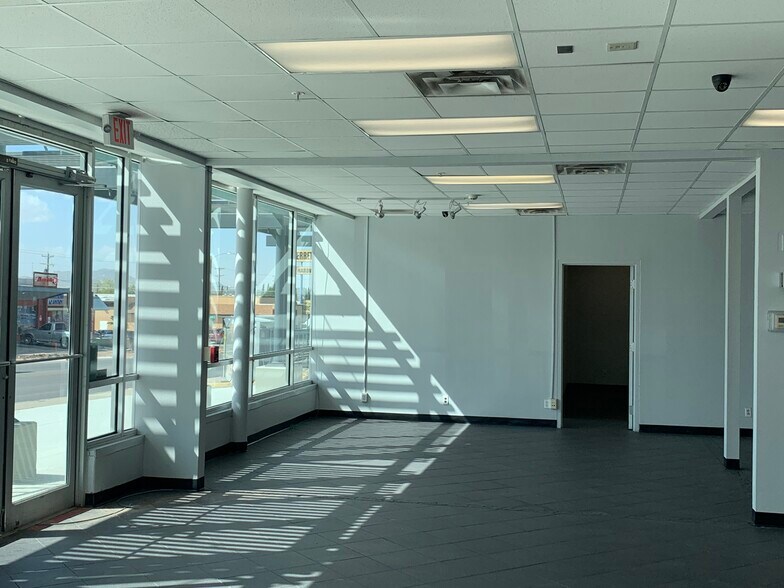 More Photos Of 4121 Montana Ave, El Paso Medical For Lease