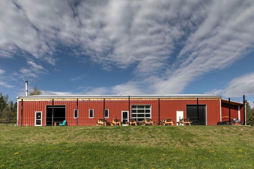 More Photos Of 125 & 139 Hannon Ln, Darby Restaurant For Sale