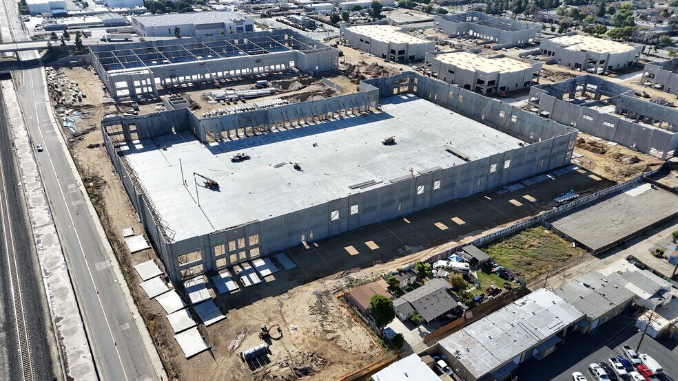 More Photos Of 4486 Mission Blvd, Montclair Warehouse For Sale