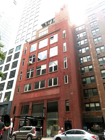More Photos Of 226 E 54th St, New York Office For Lease