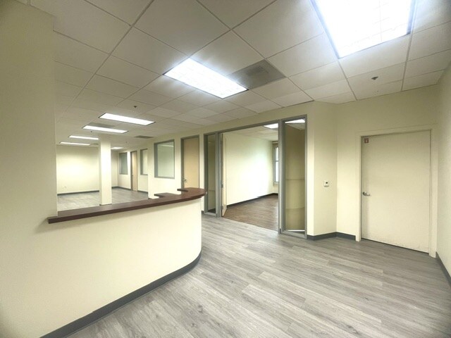 More Photos Of 3333 Concours, Ontario Office For Sale