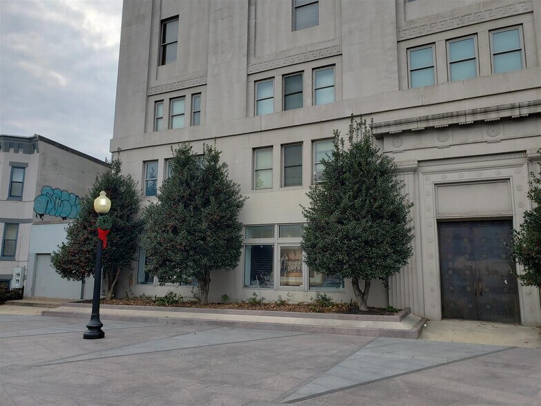 More Photos Of 1000 U St NW, Washington Office For Lease