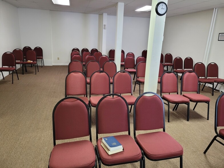 More Photos Of 65-67 Watervliet Ave, Albany Apartments For Lease