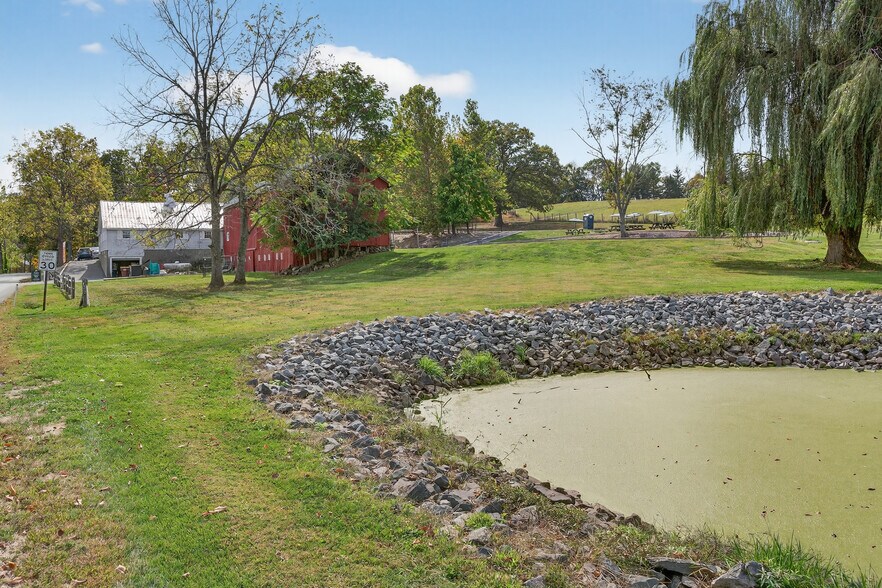 More Photos Of 65 Four Corners Rd, Warwick Specialty For Sale