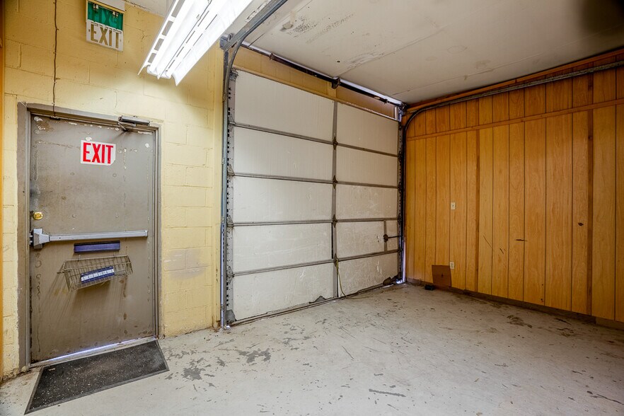 More Photos Of 20 Arroyo Cuyamungue Rd, Santa Fe Warehouse For Sale