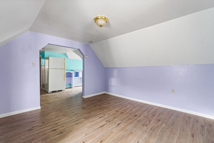 More Photos Of 109 Orchard St, Elizabeth Multifamily For Sale