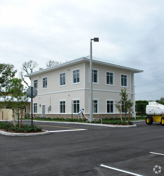 More Photos Of 2962 Trivium Cir, Fort Lauderdale Office For Sale