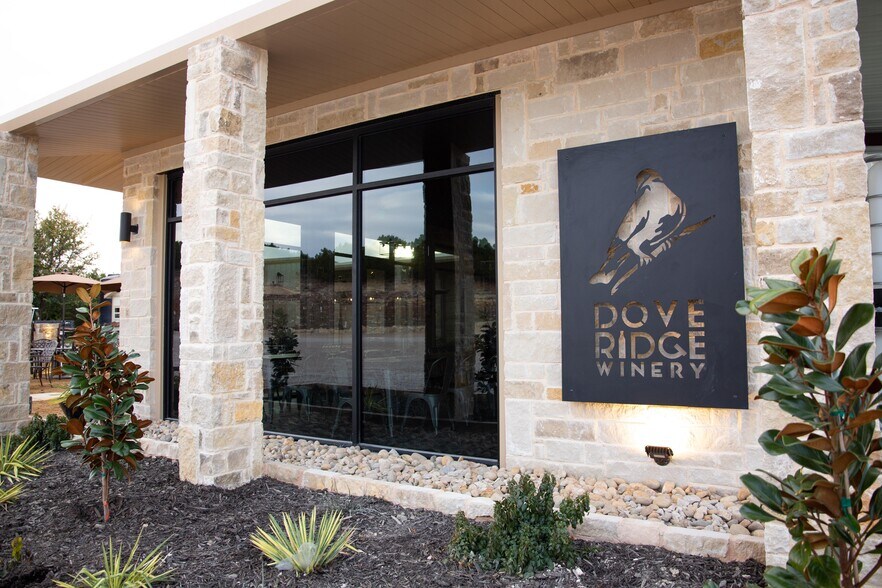 More Photos Of 6000 Tucker Dr, Weatherford Winery Vineyard For Sale