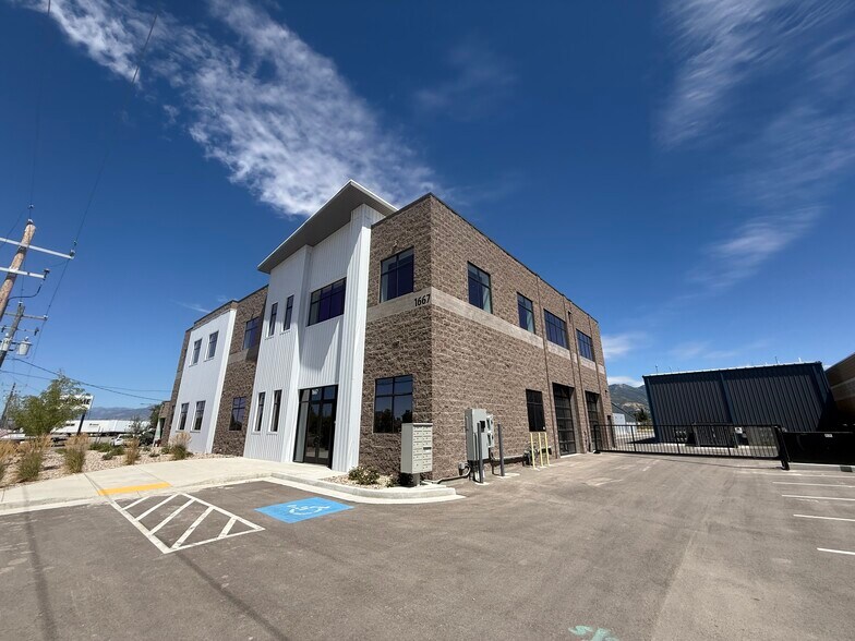 More Photos Of 1667 S 1800 W, Woods Cross Industrial For Sale