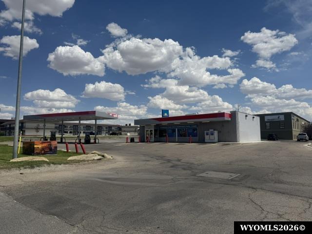 Primary Photo Of 2558 Foothill Blvd, Rock Springs Service Station For Sale
