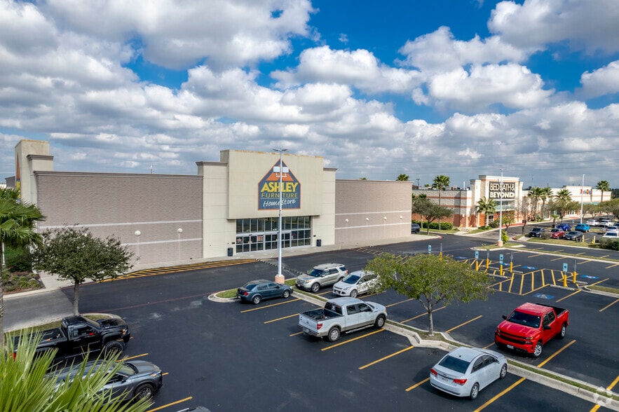 More Photos Of 3000 Pablo Kisel Blvd, Brownsville Unknown For Lease