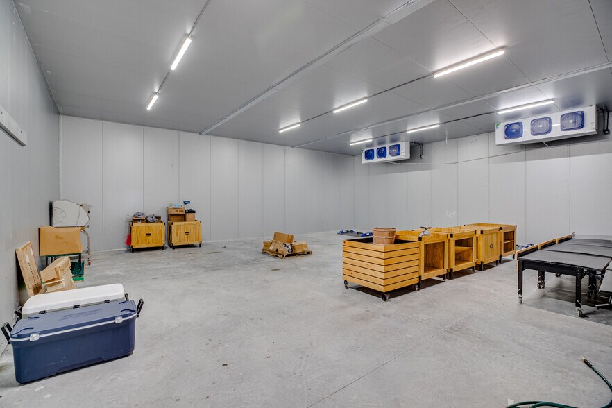 More Photos Of 3700 9th St SW, Vero Beach Refrigeration Cold Storage For Lease