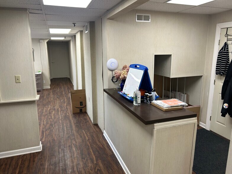 More Photos Of 64 Railroad Ave, Albany Warehouse For Sale