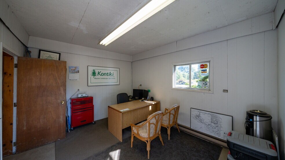 More Photos Of 15735 Ontario 27, Schomberg Warehouse For Sale