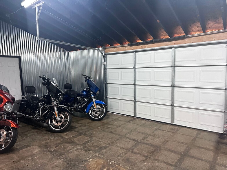 More Photos Of 772-780 Pulaski hwy, Bear General Retail For Sale